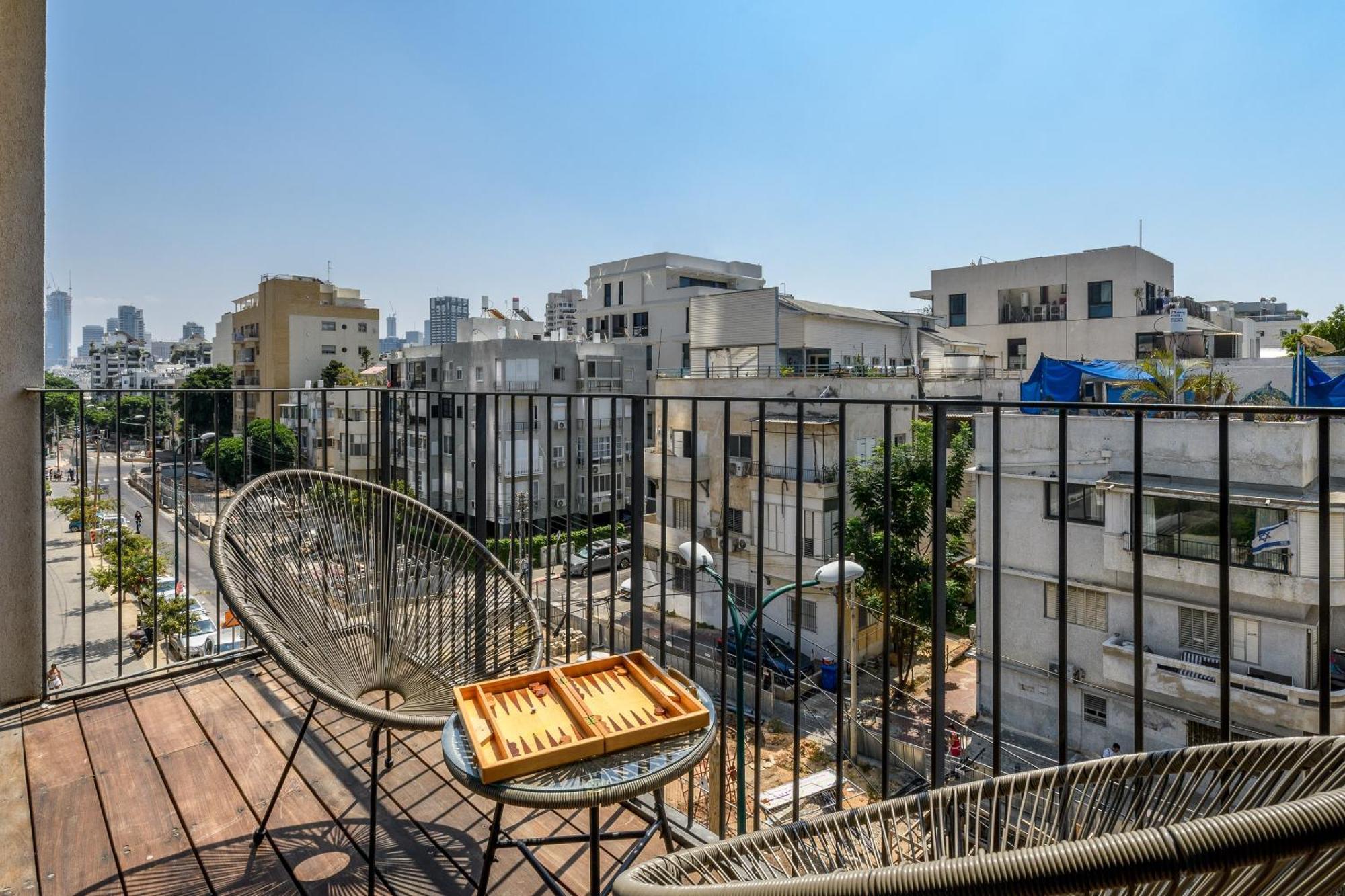 Luxury 2Bdrm Balcony & Parking Close To The Beach Tel Aviv Exterior photo