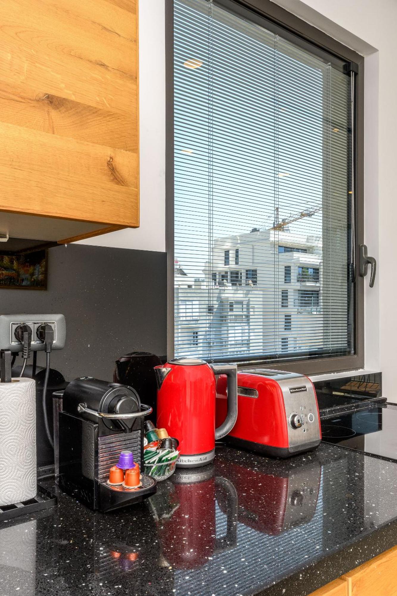 Luxury 2Bdrm Balcony & Parking Close To The Beach Tel Aviv Exterior photo